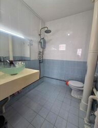 Blk 327 Jurong East Street 31 (Jurong East), HDB Executive #514779111